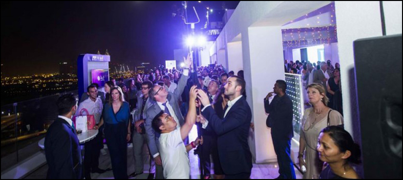 longest selfie stick