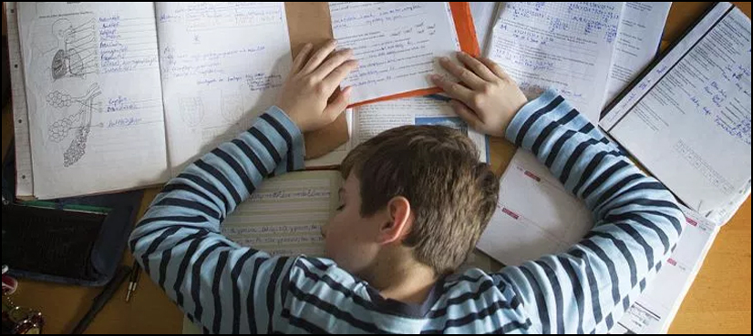 social jetlag lower grades