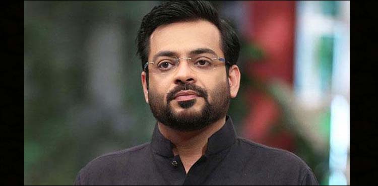PEMRA imposes 30 day ban on Amir Liaquat for hurting religious sentiments