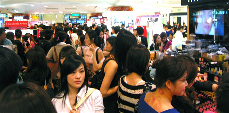 Chinese demand for foreign autos, cosmetics rises exponentially