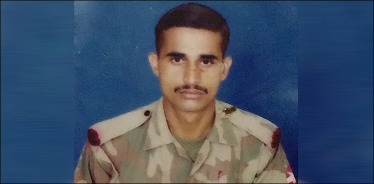 soldier Pak-Afghan border