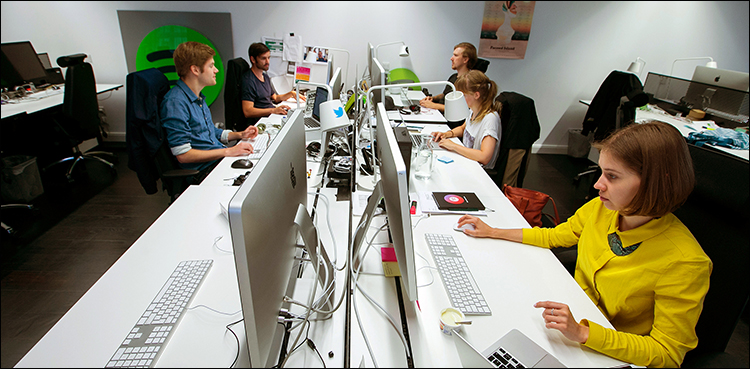 Short on workers, German companies offer more employee flexibility