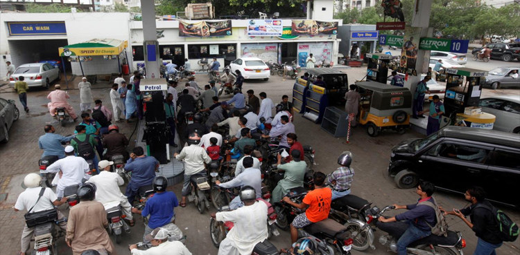 lhc fuel crisis action
