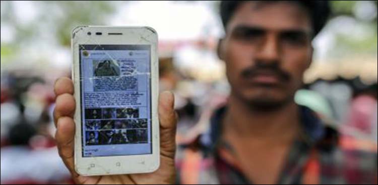 India warns WhatsApp over spread of messages triggering violence