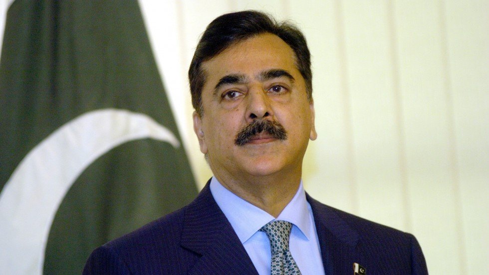 Yousaf Raza Gillani, no-trust motion, democratic practice