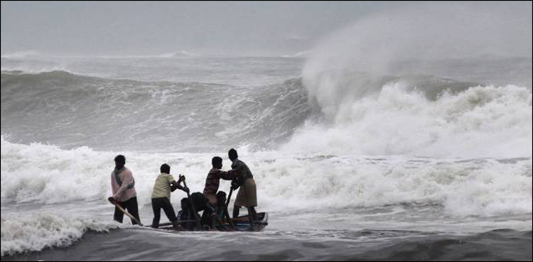 Karachi tsunami warning