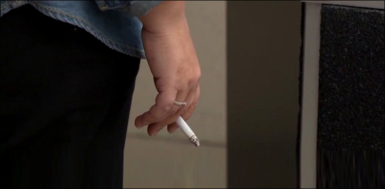 smoker, chain smoking, cigarette, tumour