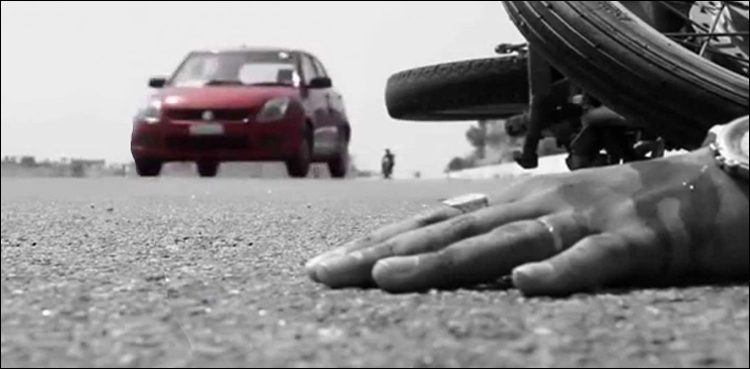Two minors, crushed, Karachi, oil tanker