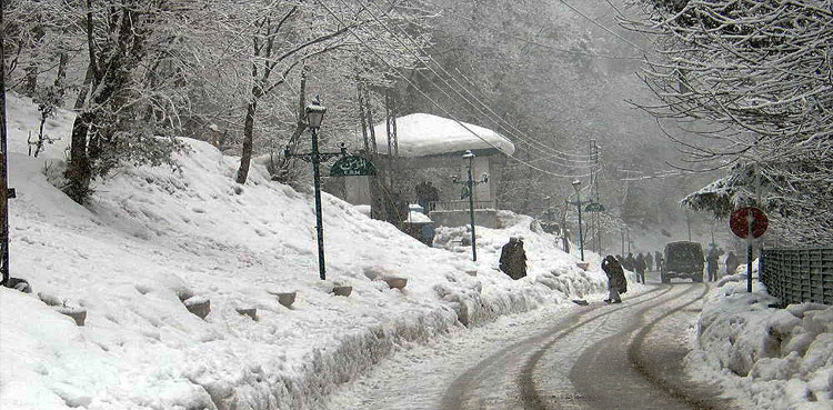 Snowfall KP, tourists, PDMA, Gilgit Baltistan, Balochistan