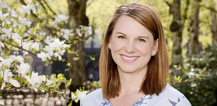 Mette Abildgaard, Denmark, Danish parliament,