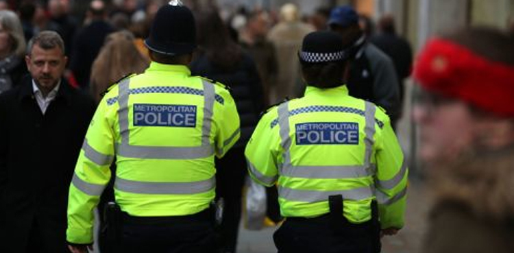 Thousands riot police standby, UK braces riots