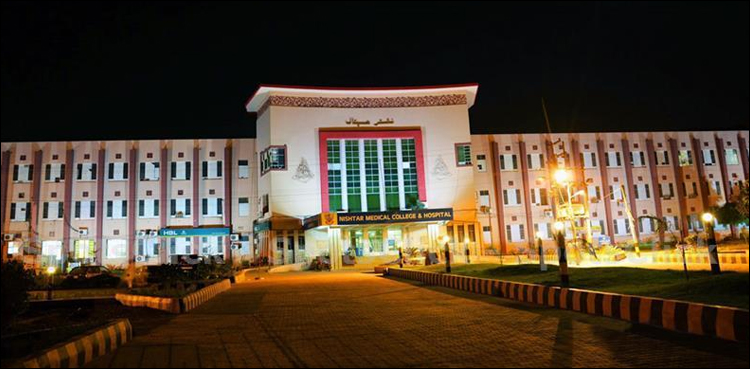 Medical history, woman, Nishtar Hospital Multan,