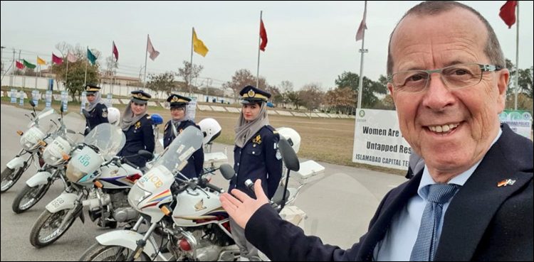 German Ambassador, Martin Kobler, woman police officers, parade