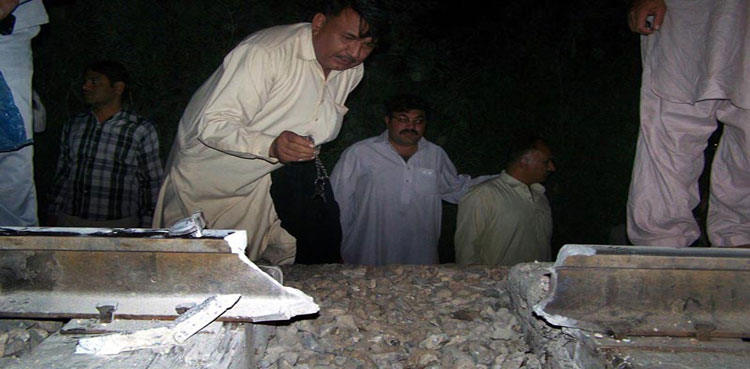 Kotri, twin cracker blasts