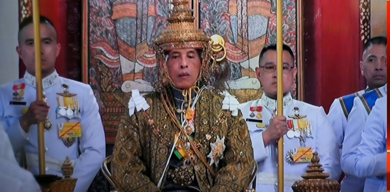 Thailand, protest leader jailed, royal insult charge