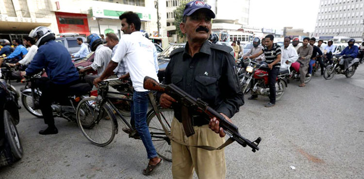 SMG snatched from policeman, Soomar Goth, Karachi