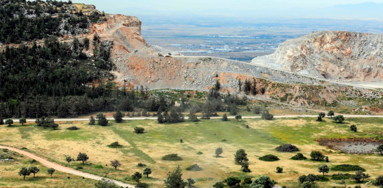Recycling rubble to save mountains