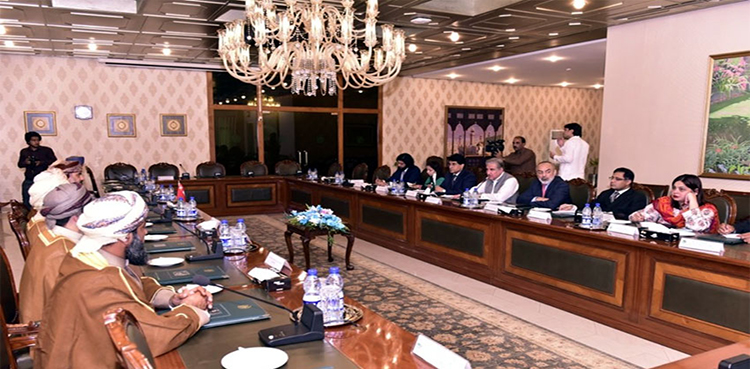 Pakistan, Oman