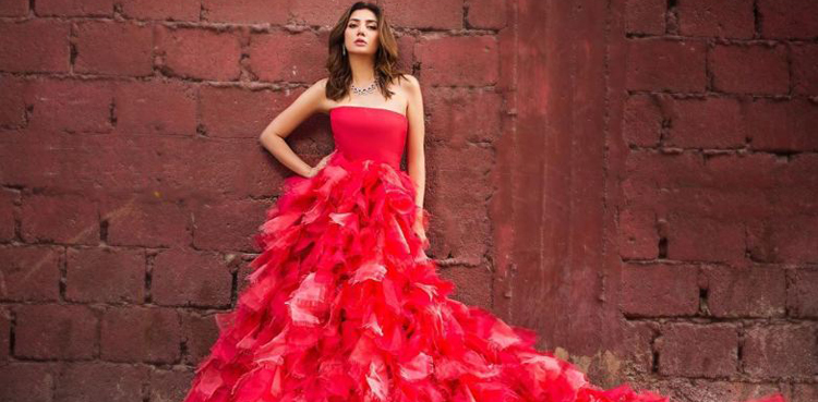 Mahira Khan, Paris Fashion Week