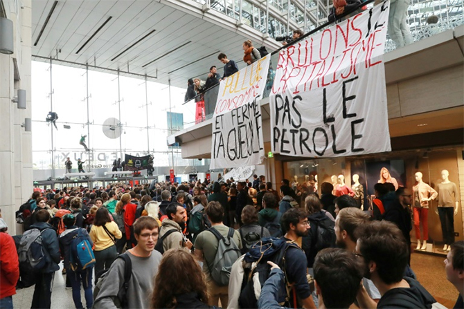 Extinction Rebellion movement global protests