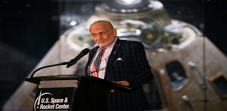 Pope Leo-Buzz Aldrin, 1969 moon landing