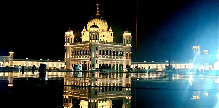 Lahore Museum, Guru Nanak