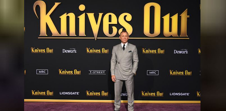 Knives Out, America