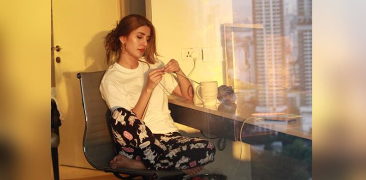 Kubra Khan, acting