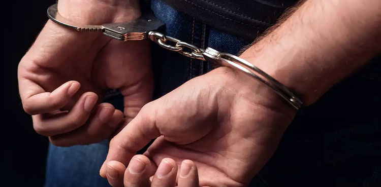 criminal escapes Jacobabad