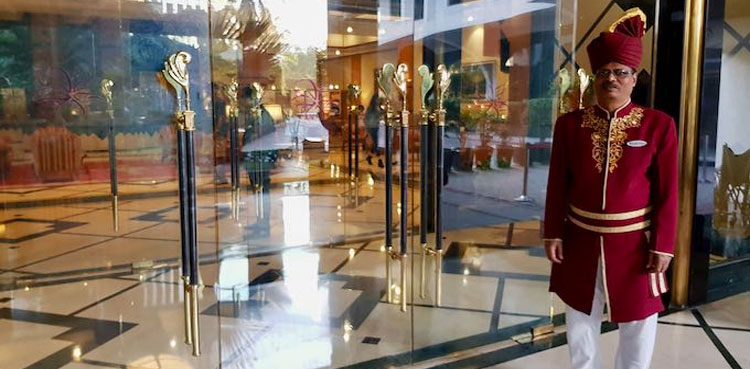 Hotel gatekeepers