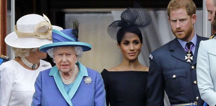 Queen Elizabeth Prince Harry Meghan Markle royals meeting