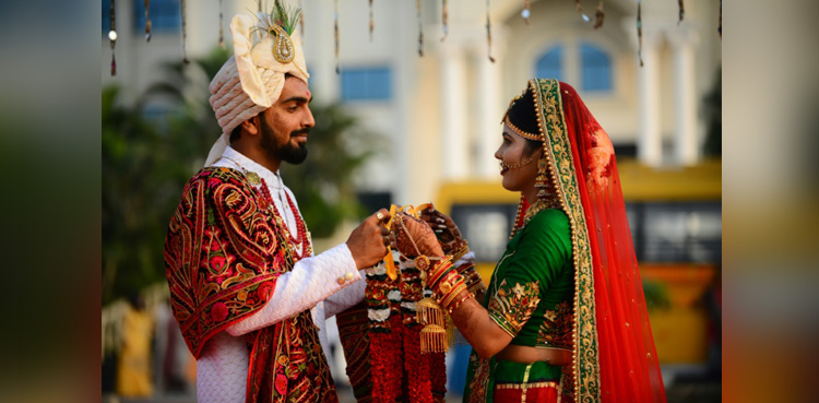 Indian wedding, economy
