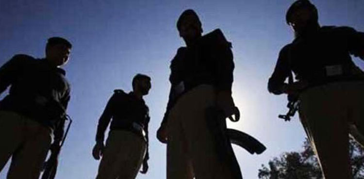 police arrest dacoit gang Punjab
