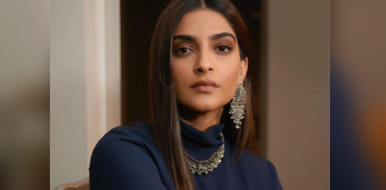 Sonam Kapoor , Uber