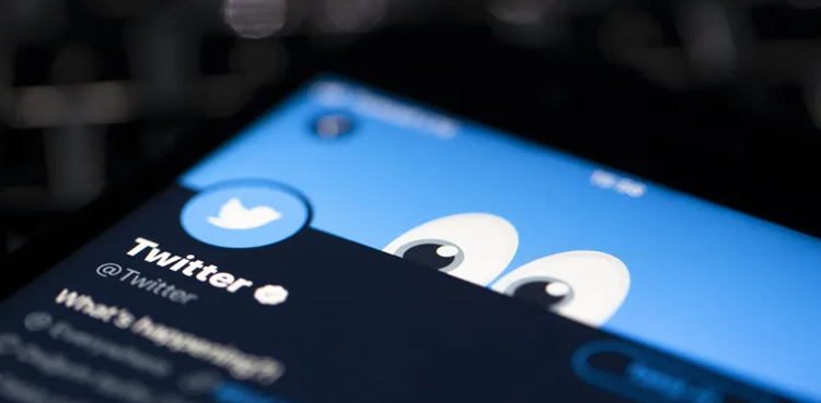 super follows twitter feature