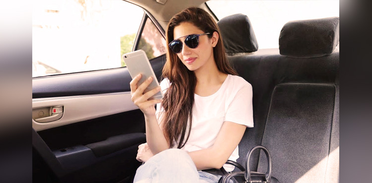Mahira Khan, travel essentials