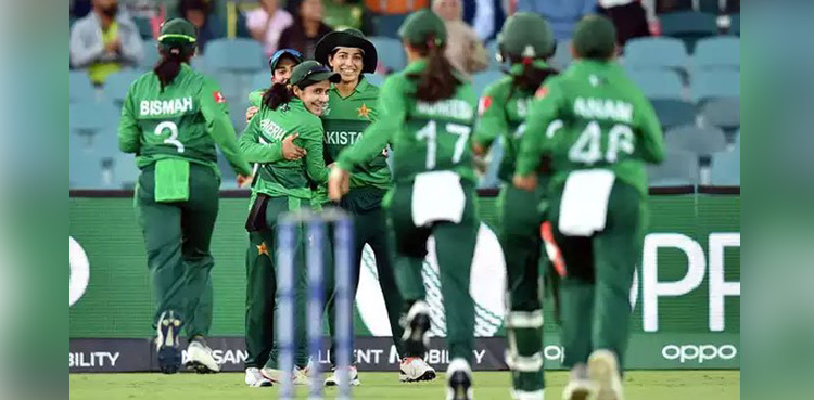 Pakistan Women Cricketer