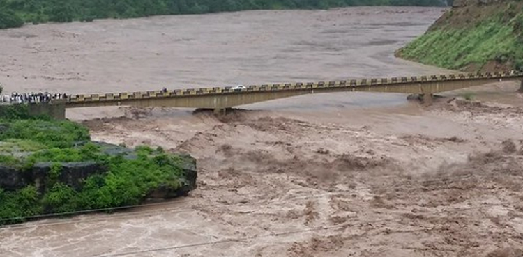 karachi malir river missing vehicle