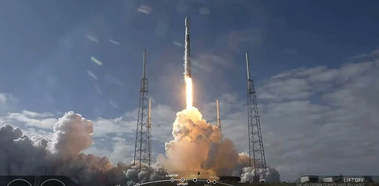 amaon internet satellite