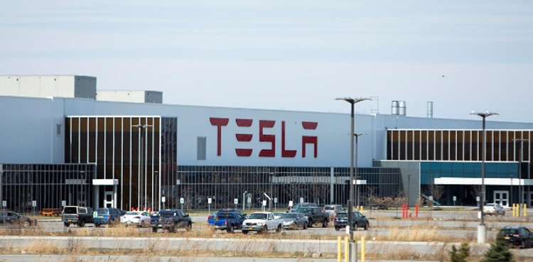 Tesla, European sales fall 45%, first quarter