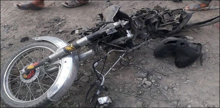 blast- explosion-police-karachi-bonfire-Napier road
