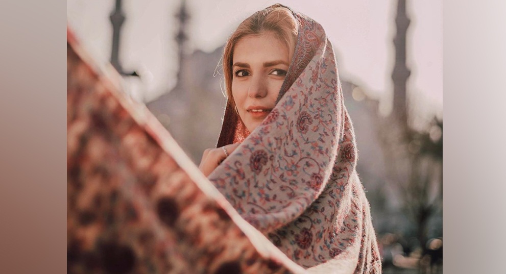 Momina Mustehsan, coronavirus