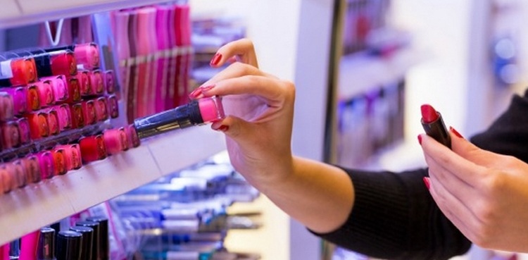 make-up testers lipstick stores coronavirus