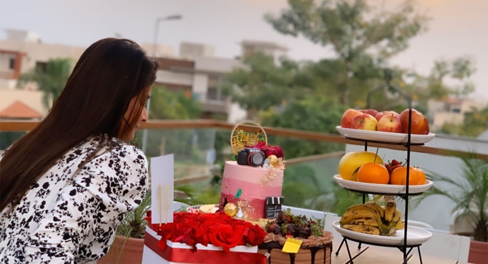 Saba Qamar birthday