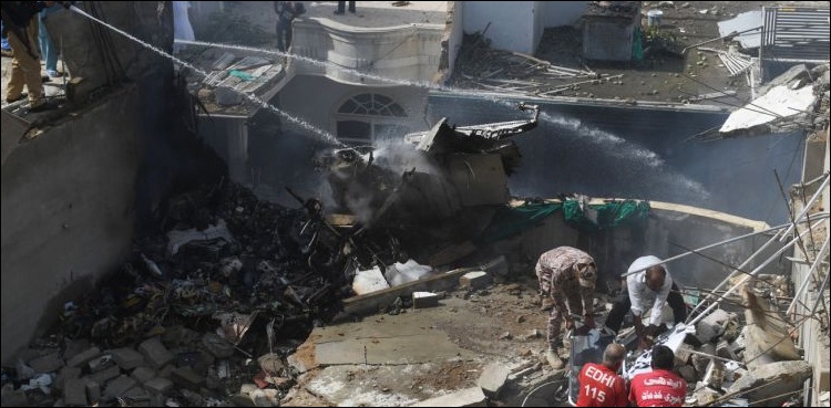 Air Crash PK-8303