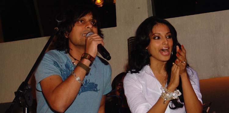 Bipasha Basu, Bilal Maqsood