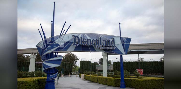 Disney, theme parks