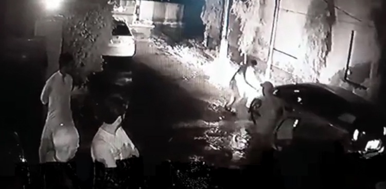 Citizen police chief driver car hit Lahore