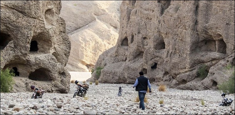 Mercury drops Zero Celsius, Ziarat, winter knocks door