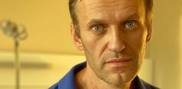 Russian-government-Navalny-critic